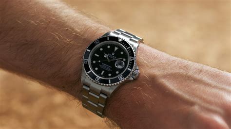 rolex 16610brown bazel on wrist|rolex 16610 bracelet.